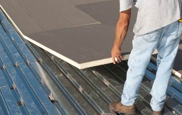 benefits of insulating Russland flat roofing